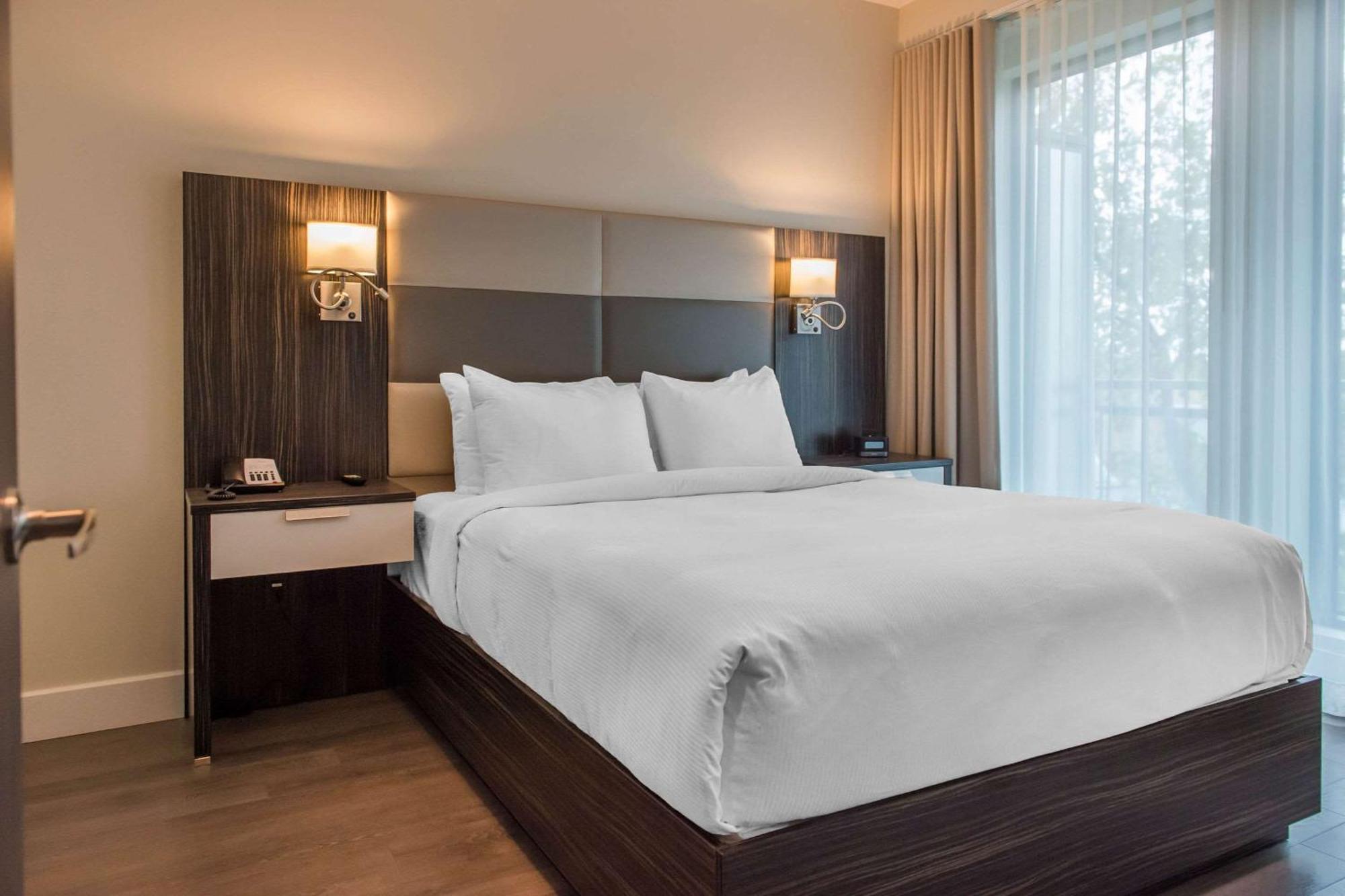 Les Suites Victoria, Ascend Hotel Collection Gatineau Eksteriør billede