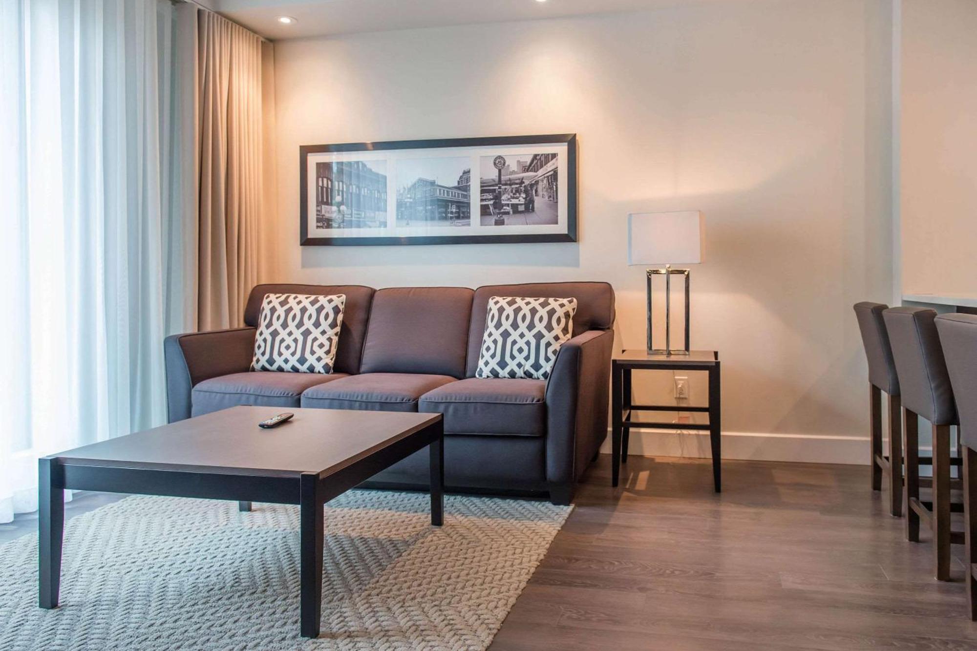 Les Suites Victoria, Ascend Hotel Collection Gatineau Eksteriør billede