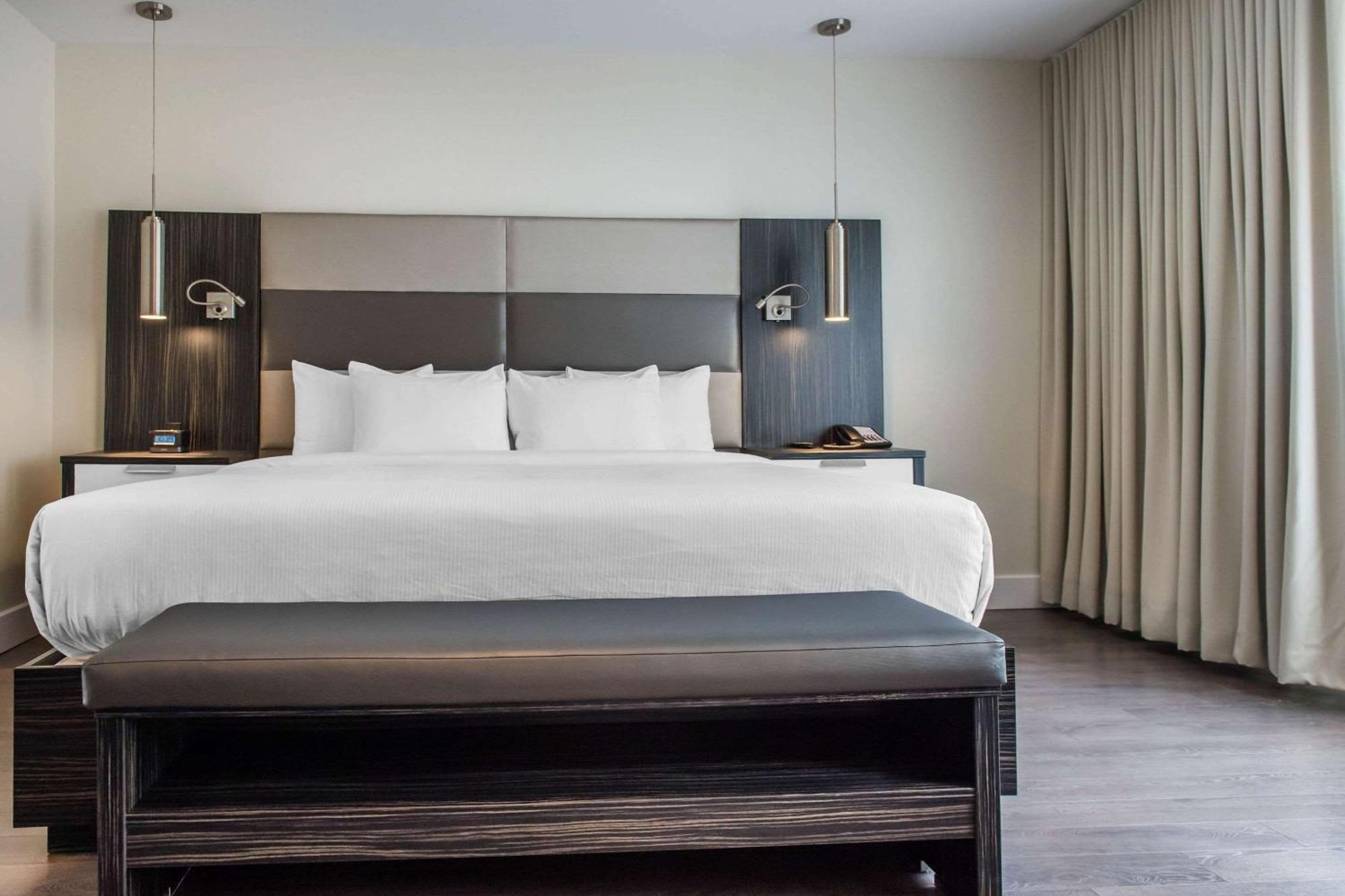 Les Suites Victoria, Ascend Hotel Collection Gatineau Eksteriør billede